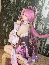 玉美萌子